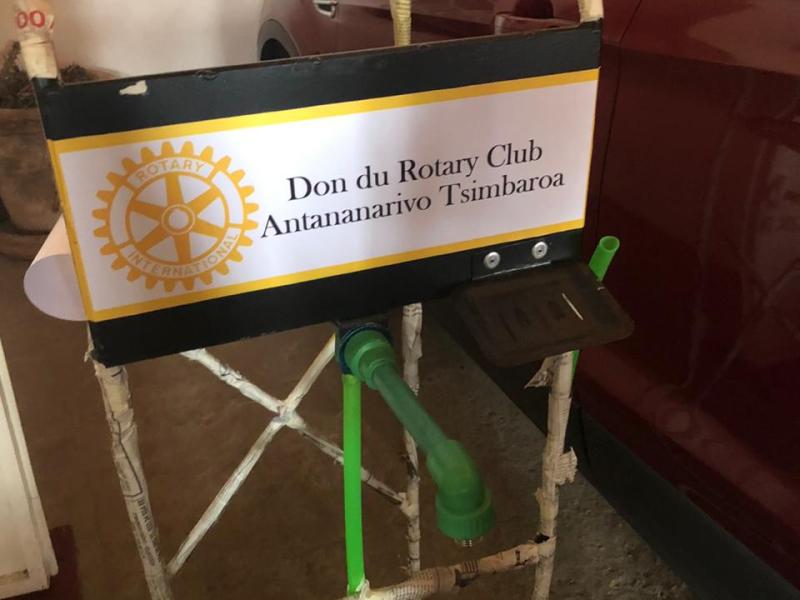 Don de 2 Pompes à Pédale